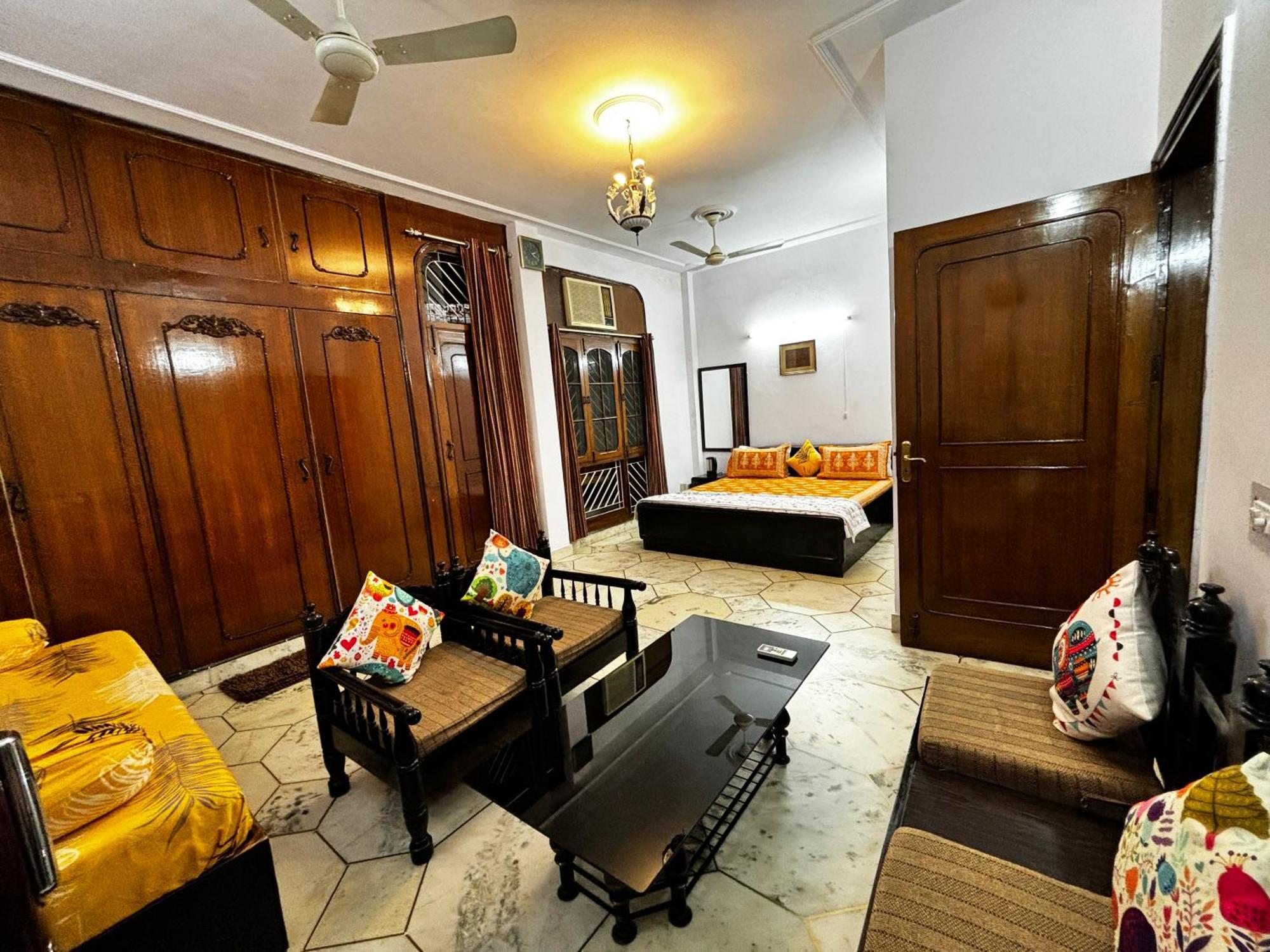 Tatvamasi Homestay Nowe Delhi Zewnętrze zdjęcie