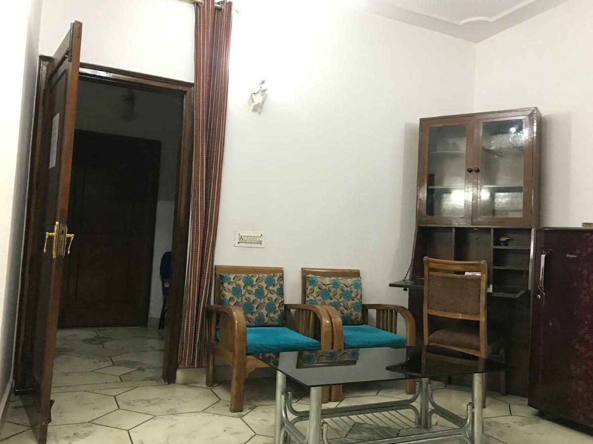 Tatvamasi Homestay Nowe Delhi Zewnętrze zdjęcie